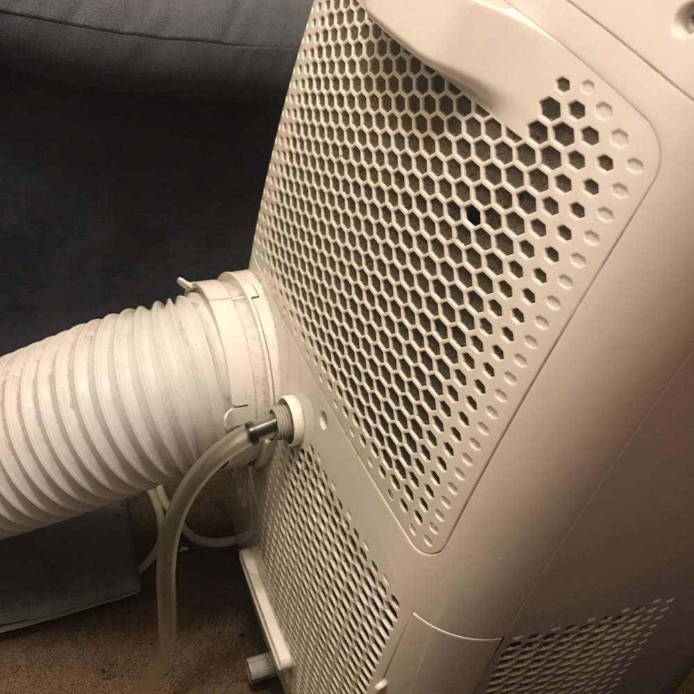 A/C Unit - Picture 3 of 3